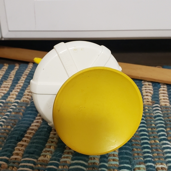 🍓🍄Vintage 1984 Fisher Price High Chair Peek A Boo Sailor🍄🍓 - Picture 3 of 7